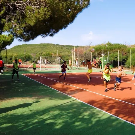 مكان تخييم Bella Sardinia 4*