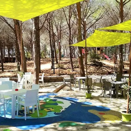 Bella Sardinia مكان تخييم 4*